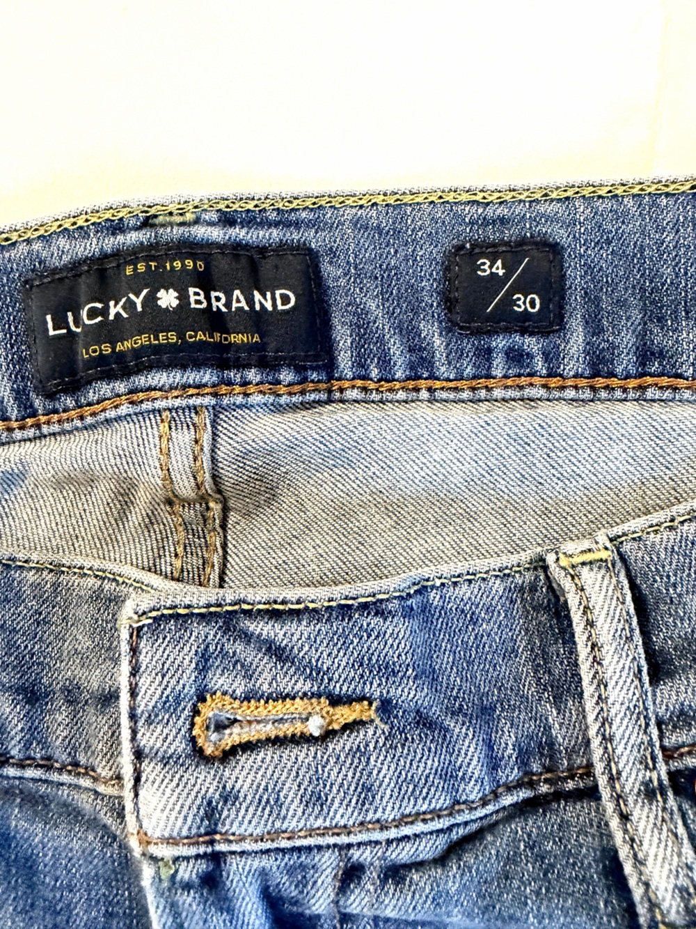 Lucky Brand 363 Straight Jeans Mens 34x30 Light Wash Vintage Straight Leg